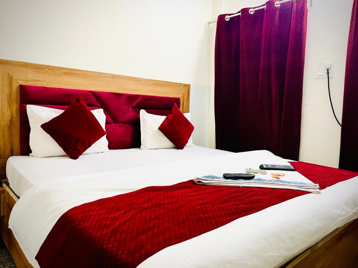 Hotel Raj - Near Railway Station 哈里瓦 外观 照片