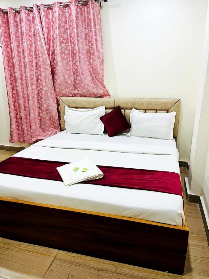 Hotel Raj - Near Railway Station 哈里瓦 外观 照片